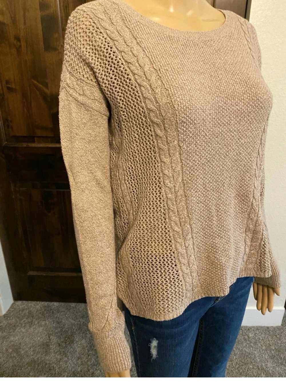 American Eagle Outfitters light taupe